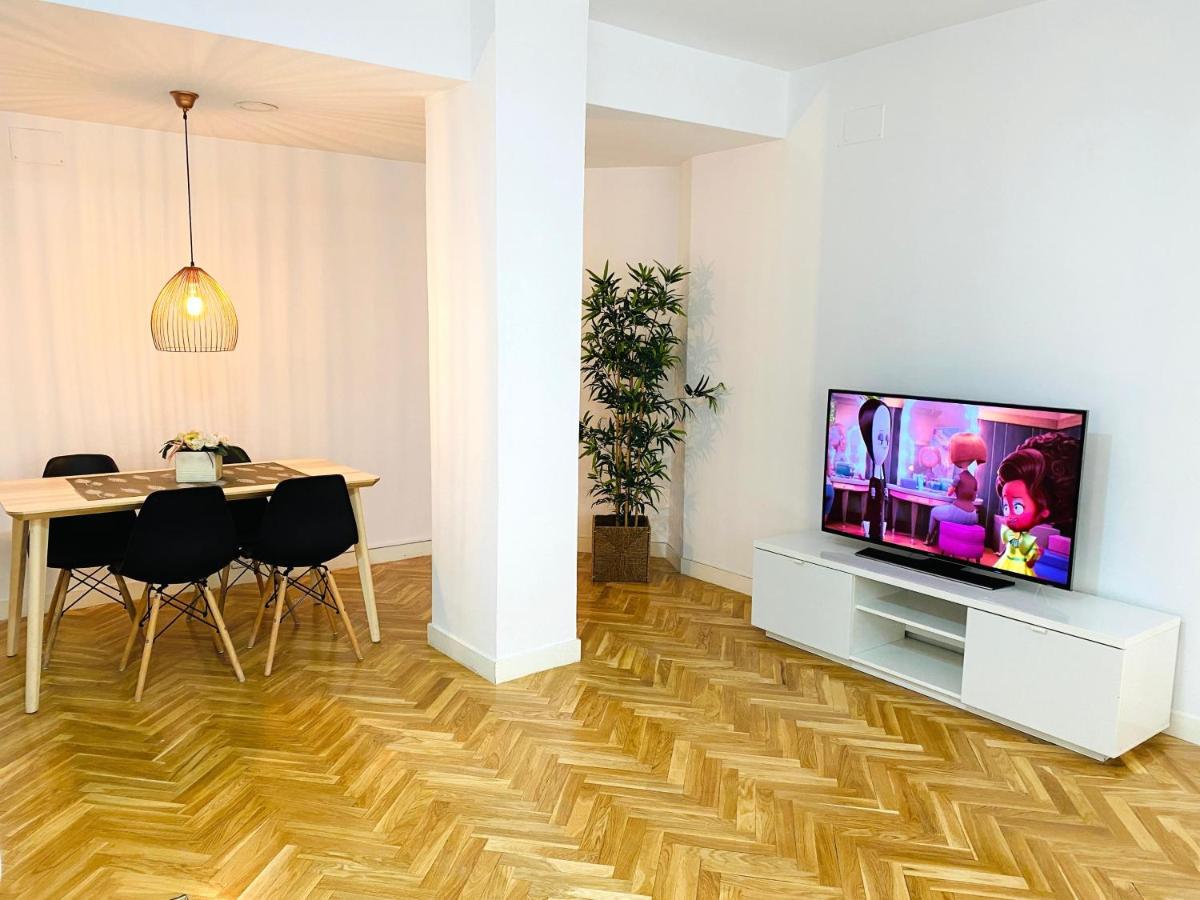 Palacio Apartments Мадрид Екстер'єр фото