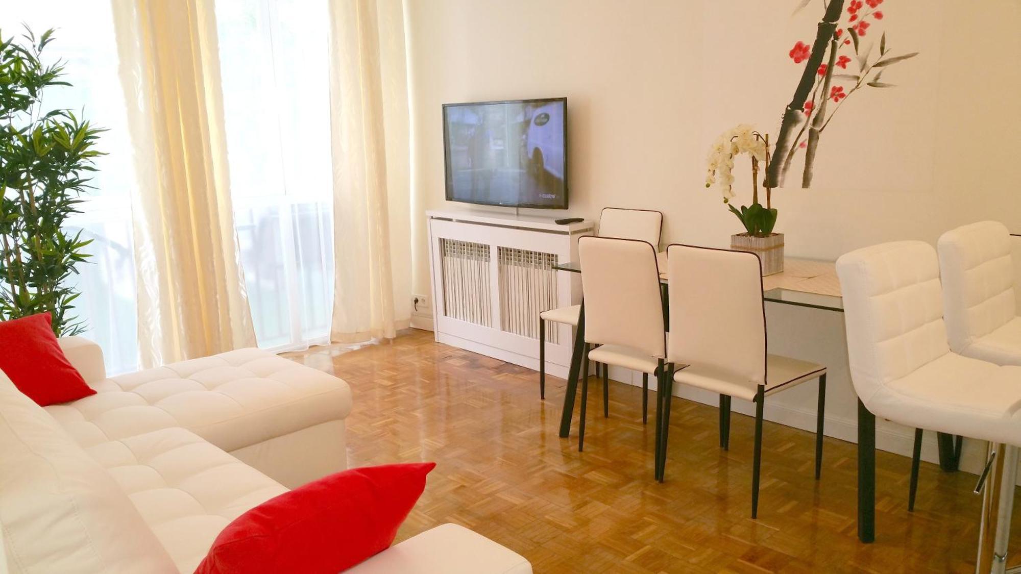 Palacio Apartments Мадрид Екстер'єр фото